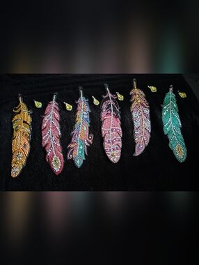 ✨ Handmade Rhinestone Feather Bookmarks with Charm ✨Beautiful handmade feather
